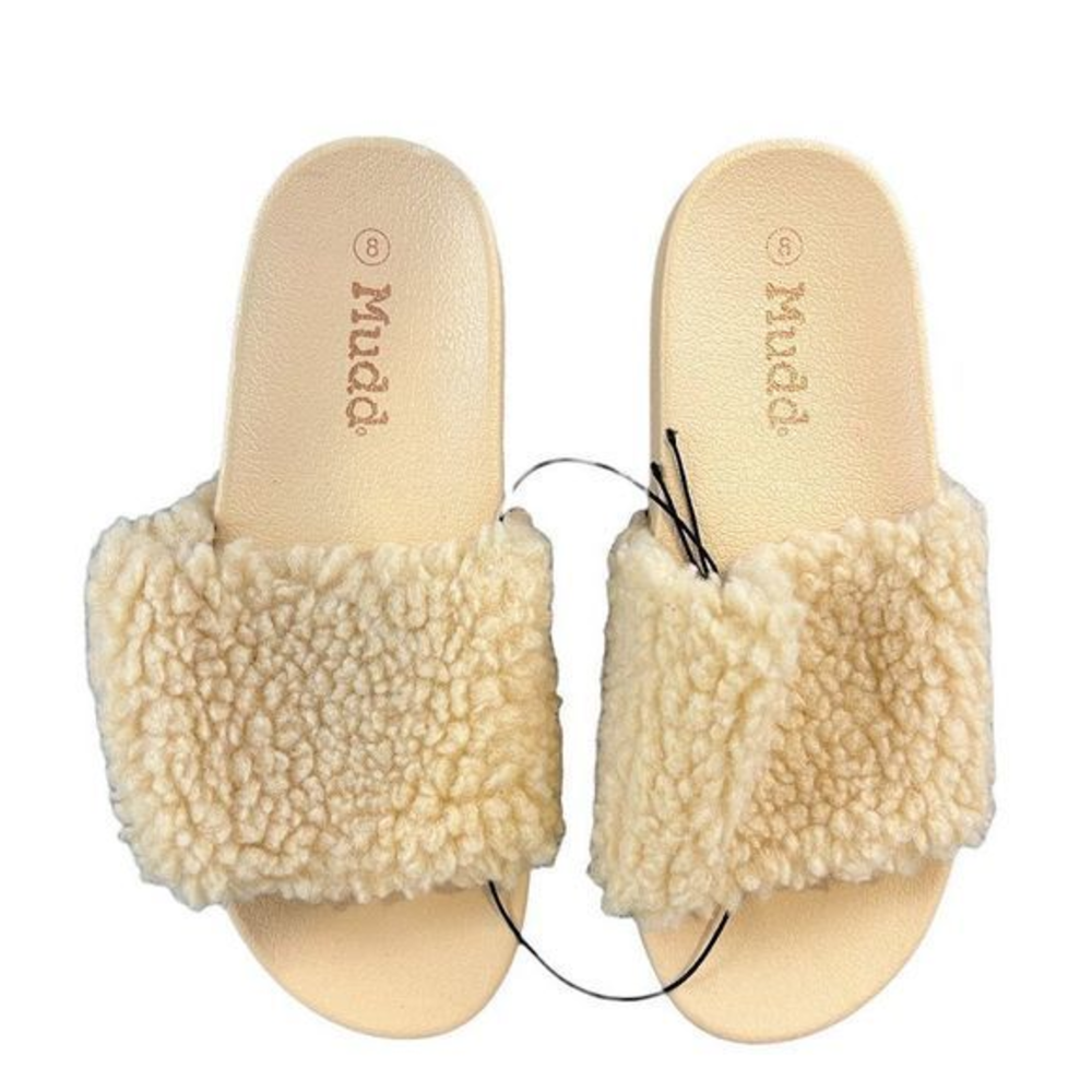 NWT MUDD Nude Beige Slip‎ On Fuzzy Sandals (8)
